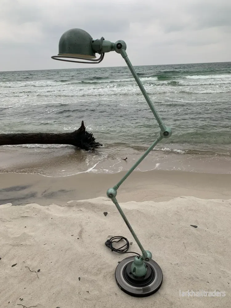 Jieldé golvlampa med 3 armar – Grön Jieldé golvlampa med 3 armar – Grön