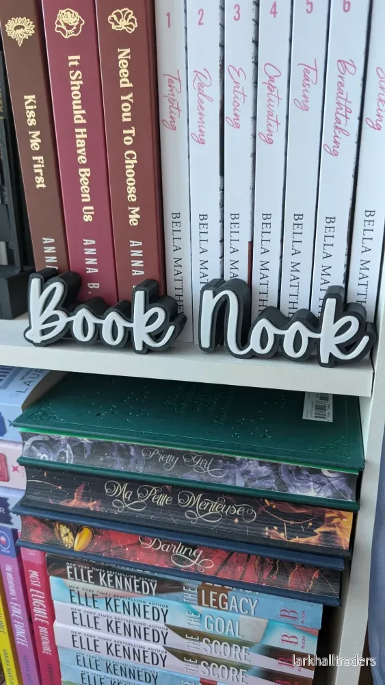 Skylt - Book Nook Kursiv - Bild 3