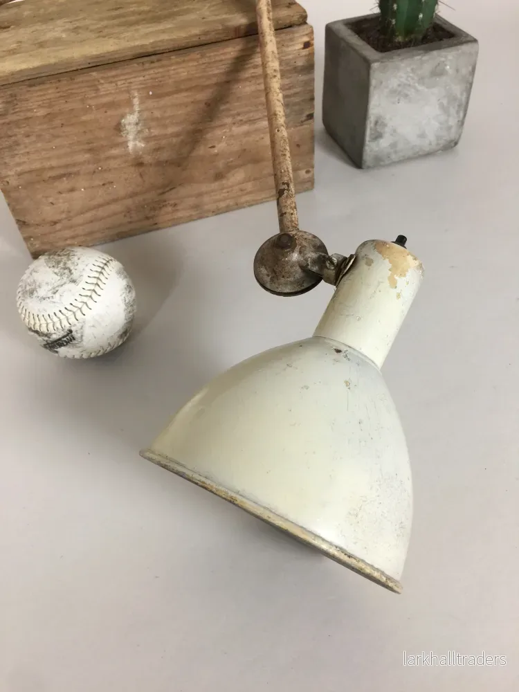 Danska Lyfa Karadi vägglampa från ca. 1940-talet. - Bild 2