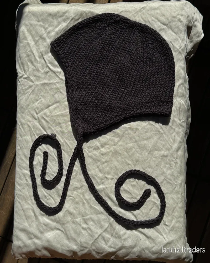 Svart Bonnet