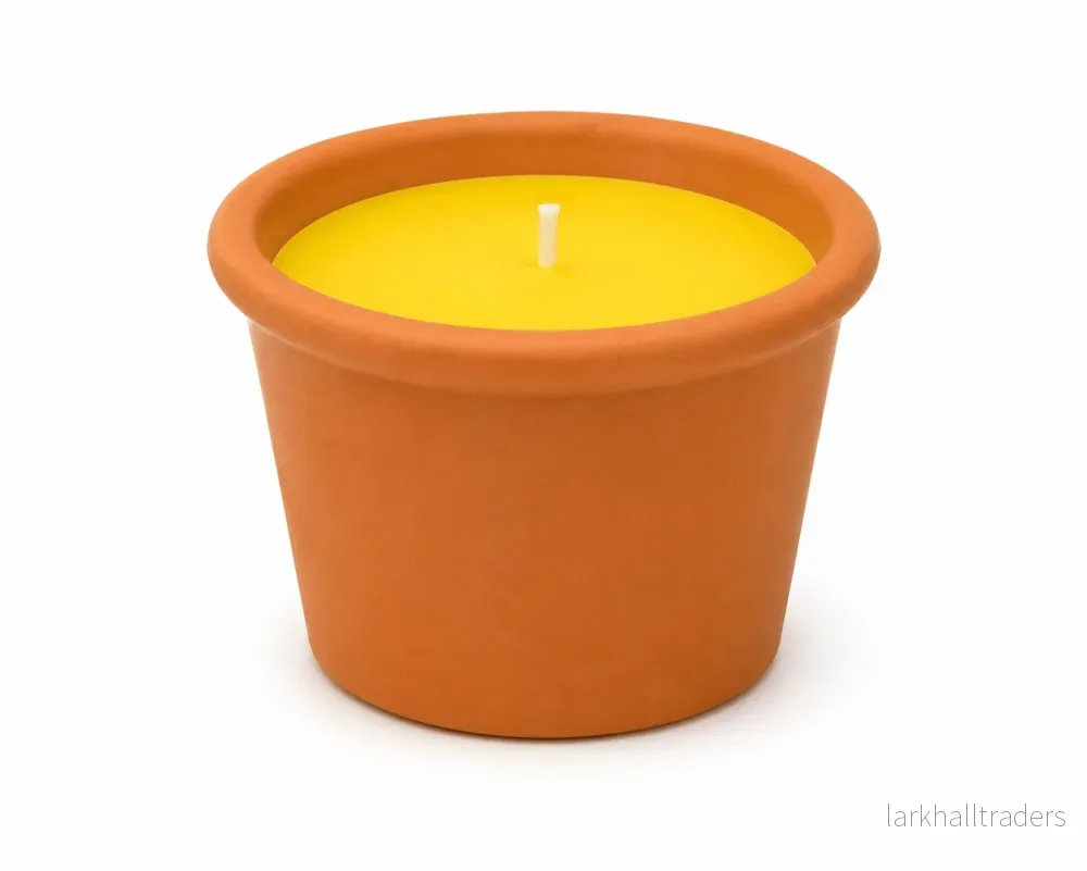 Doftljus Basic Citronella i Terrakottakruka 60×75 mm Doftljus Basic Citronella i Terrakottakruka 60×75 mm