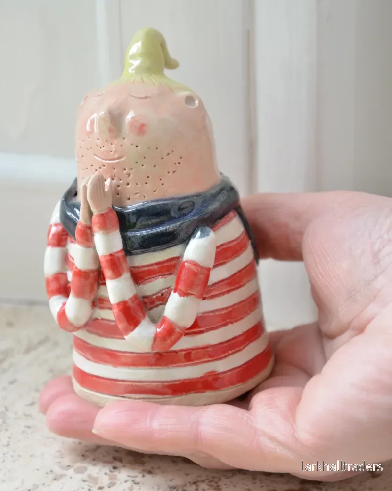 Keramisk figur – Mindful Melker - Handgjord karaktär