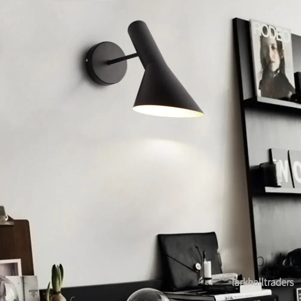 LumoArc – Justerbar Svart LED Vägglampa för Moderna Rum LumoArc – Justerbar Svart LED Vägglampa för Moderna Rum
