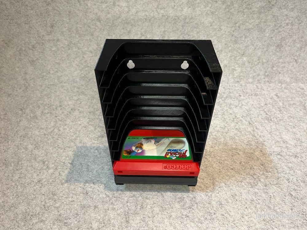 Vägghållare / spelställ för 10 Nintendo Famicom-kassetter - Bild 3
