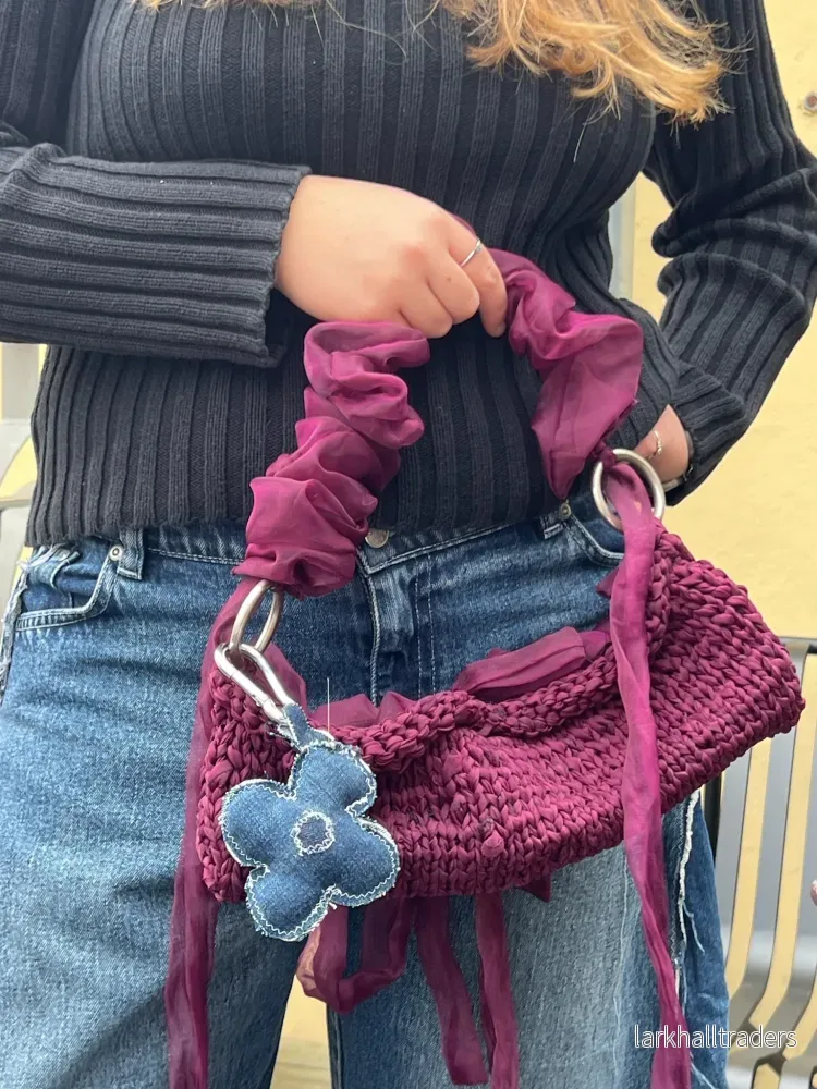 NYCKELRING BLOMMA – MÖRK DENIM