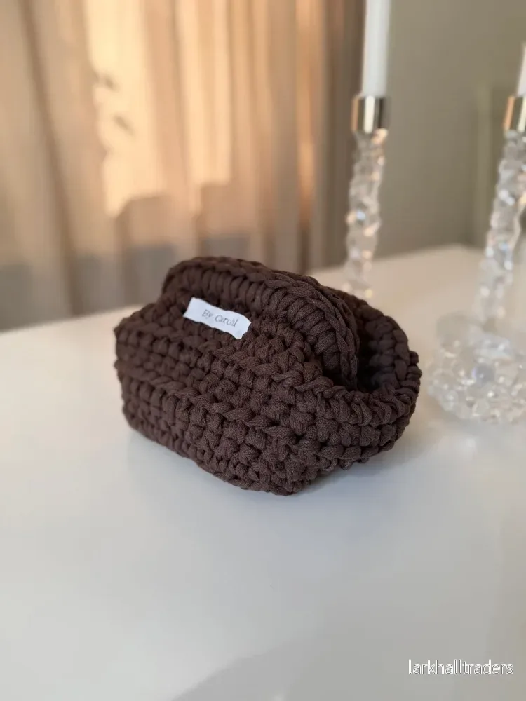 Virkad necessär med lås - Mörkbrun - Bild 3