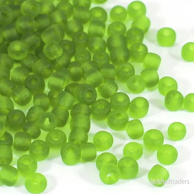 Seed Beads, 4mm, frostad-transparent ljusgrön, 30g