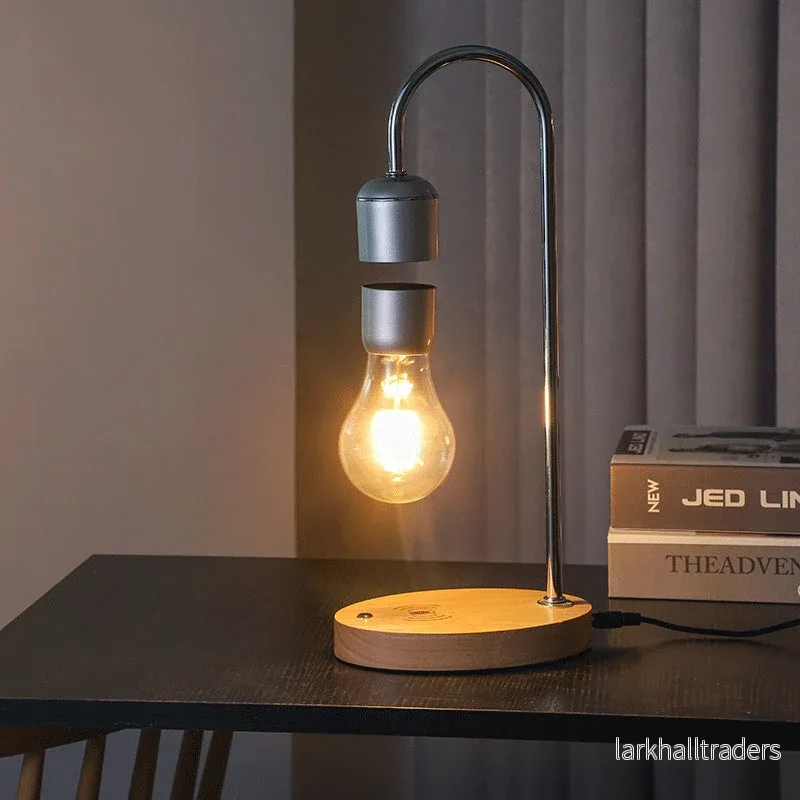 LevLight – Flytande Hänglampa med Trådlös Laddning och Varm LED-belysning LevLight – Flytande Hänglampa med Trådlös Laddning och Varm LED-belysning
