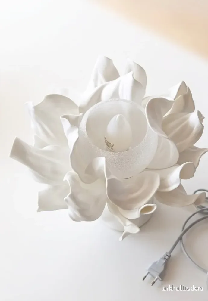 Skulptural Blommig Bordslampa - Bild 3