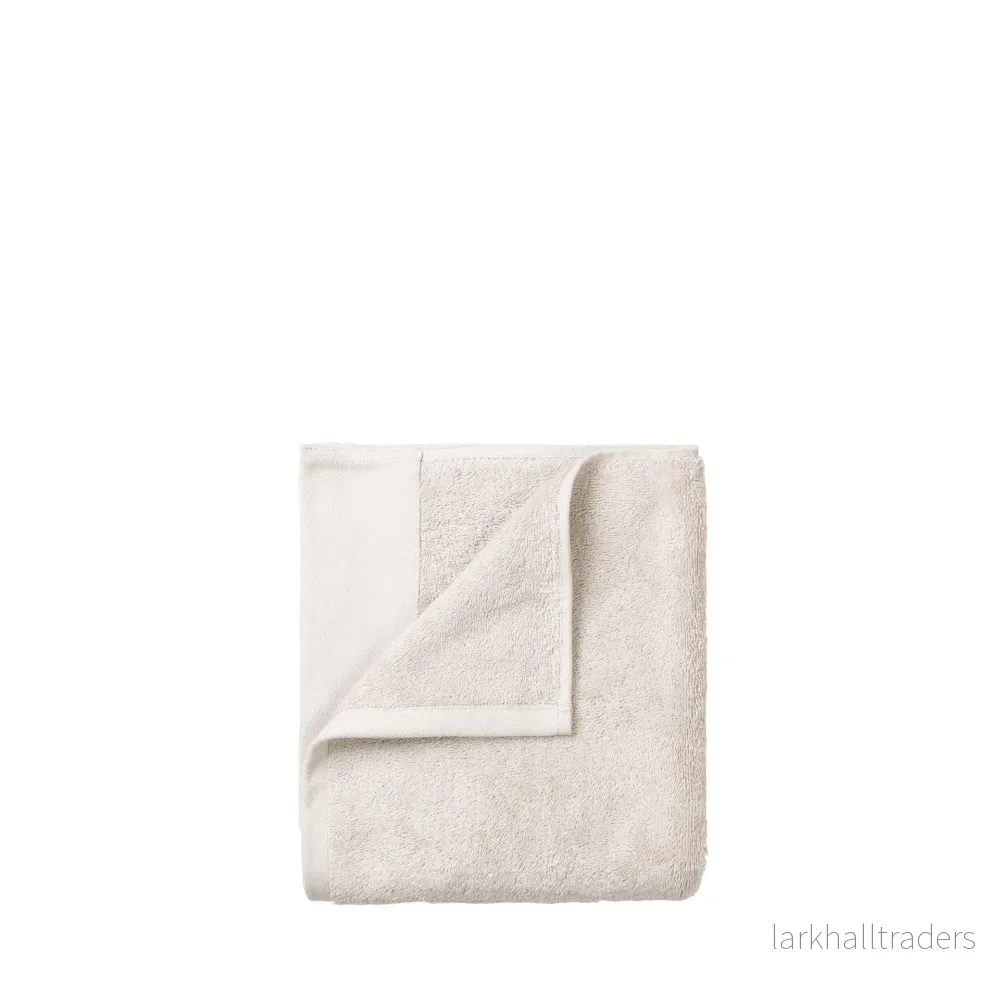 Gästhandduk Riva set/230 x 50 cm Gästhandduk Riva set/230 x 50 cm