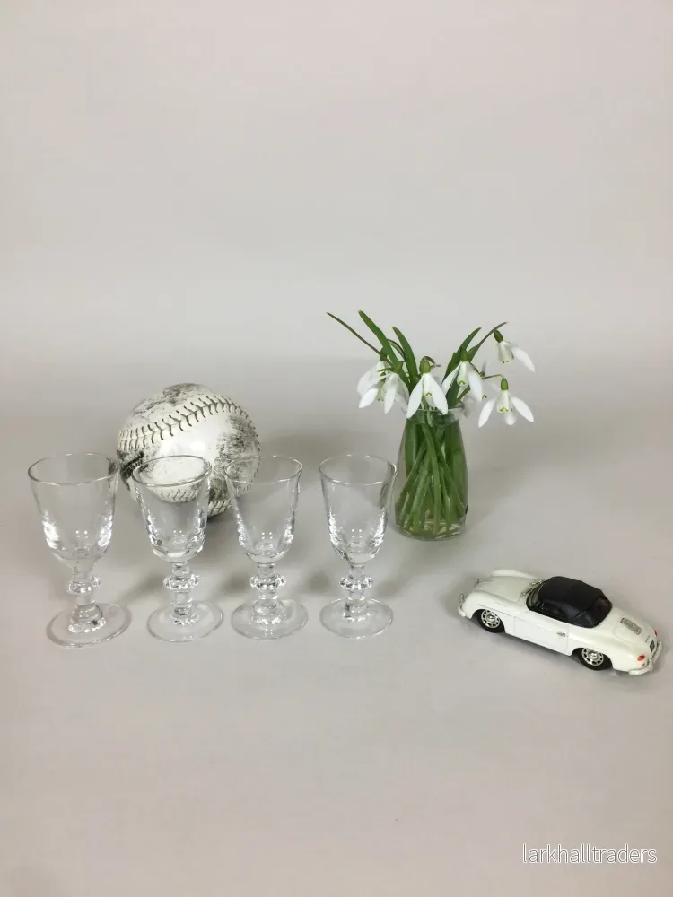 Små vackra glas (4 st säljs tillsammans) - Bild 2