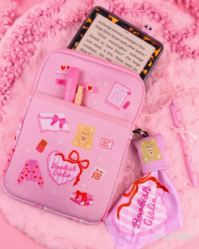 Fodral för e-boksläsare – Rosa | Bookish girlie Fodral för e-boksläsare – Rosa | Bookish girlie