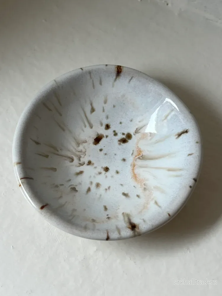 3 Ivory Fläckiga Fat – Handgjord Keramik - Bild 2