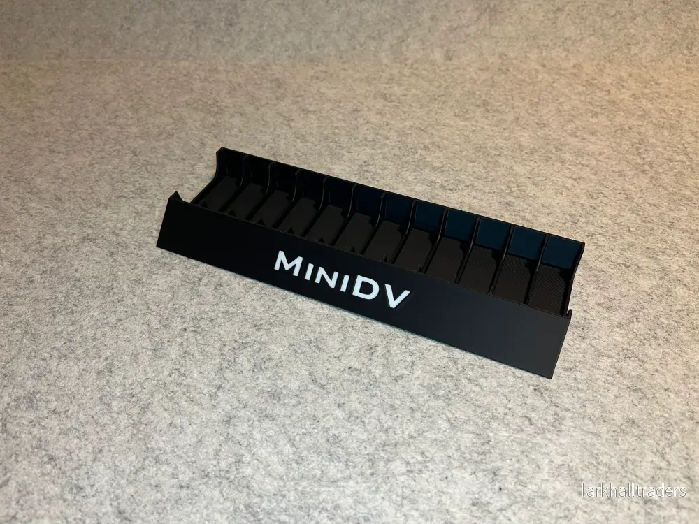 Skrivbordställ för 12 MiniDV-kassettband med MiniDV-text - Bild 2