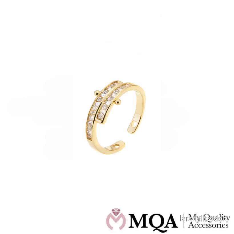 Ring, guldfärgade med glasstenar