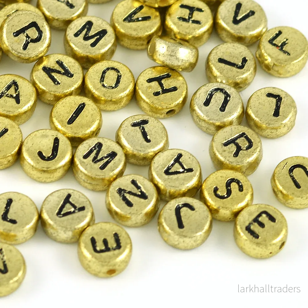 Bokstavspärlor, guld, mixade Bokstavspärlor, guld, mixade