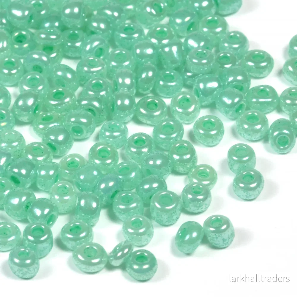 Seed Beads, 4mm, ceylon mint, 30g