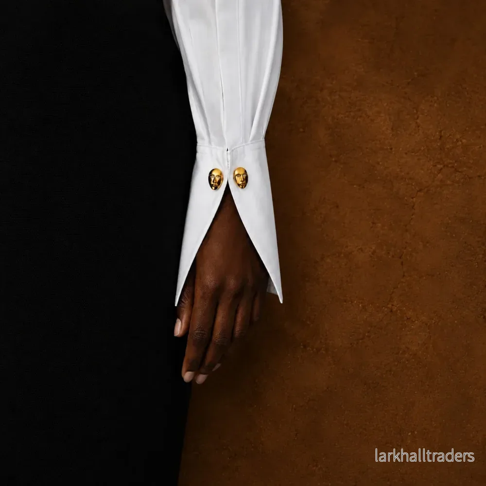 Ola Brooches – Handgjord i Afrika – Manschettknappar guldpläterade Ola Brooches – Handgjord i Afrika – Manschettknappar guldpläterade