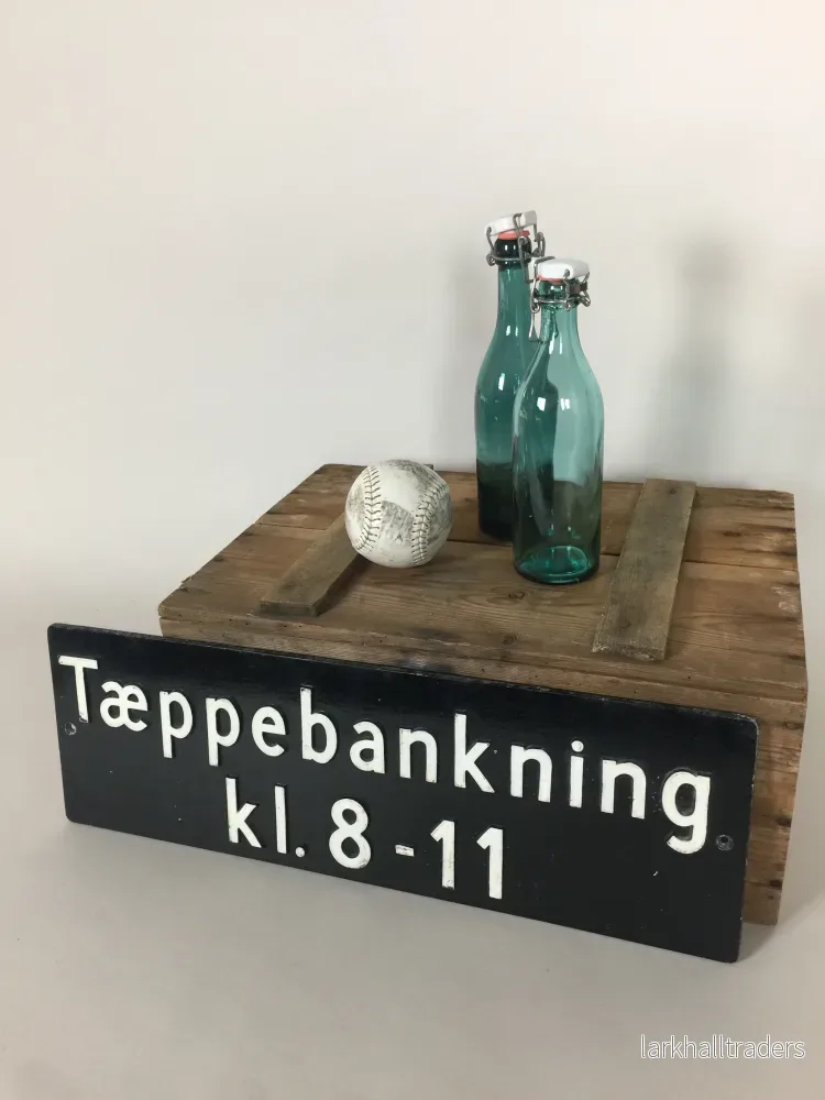 Vacker gammal skylt från en svunnen tid - Bild 3