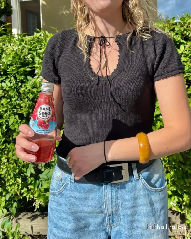 Nyckelhålsstickad topp - Bild 3