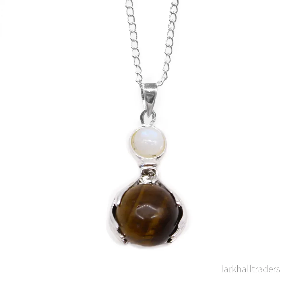 Halsband med tigeröga – handformat hänge Halsband med tigeröga – handformat hänge