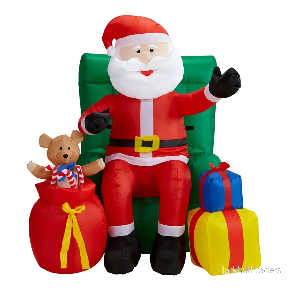 Uppblåsbar props, tomte i fotölj med julklappar 122 cm - Bild 2