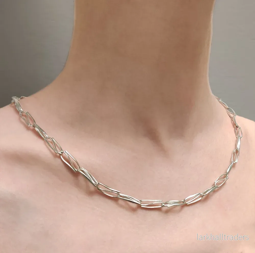 Silverkedjehalsband