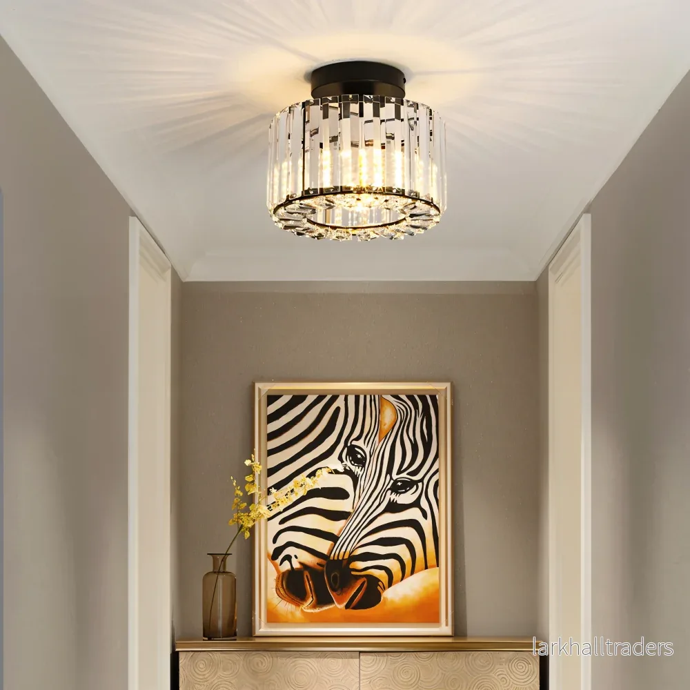LustraVine – Halvinkapslad Kristalltaklampa med Modern Rund Design