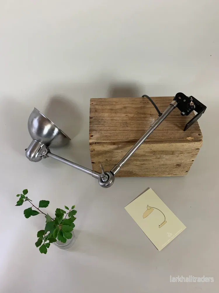 Kaiser Idell vägglampa Kaiser Idell vägglampa