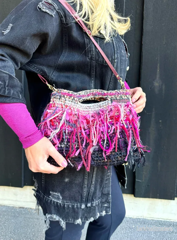 Virkad vÀska Cerise/svart - Bild 2