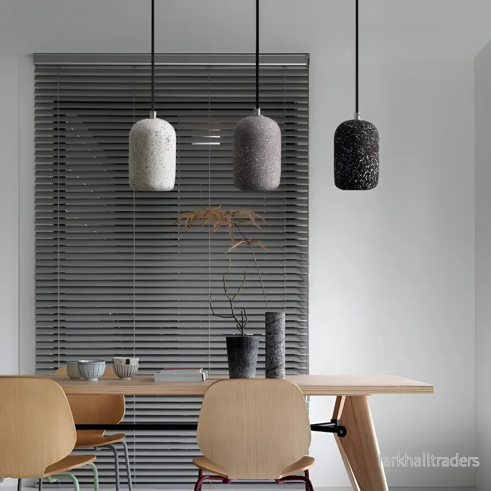 Cemlume – Industriell Taklampa i Cement och Glas Cemlume – Industriell Taklampa i Cement och Glas