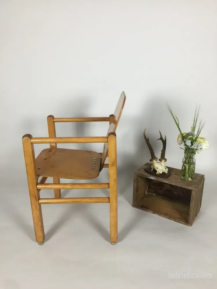 Vacker tysk barnstol designad av Hans Brockhage - Bild 2