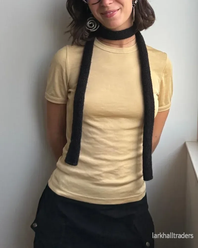 Liten stickad scarf – Svart