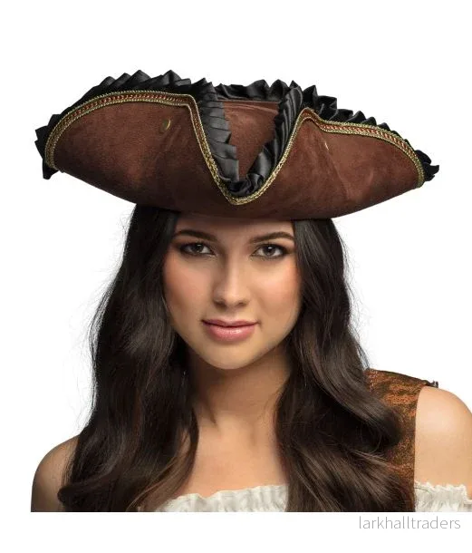 Trekantshatt, pirat Evalyn Trekantshatt, pirat Evalyn