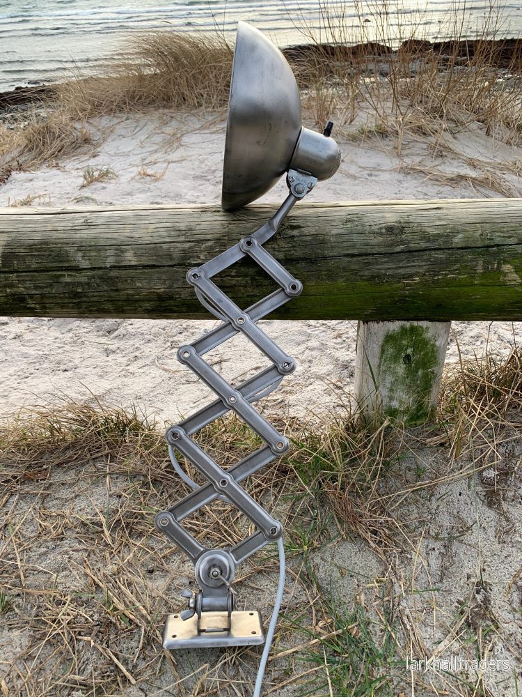 Kaiser Idell 6718 – råversion Kaiser Idell 6718 – råversion