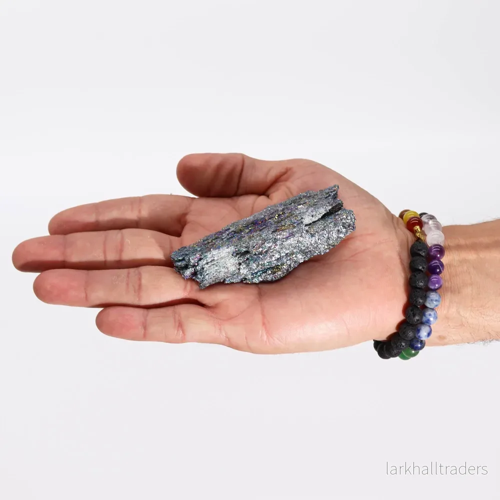 Titanbehandlat kristallkluster – regnbågsfärgat, 7–10 cm - Bild 3