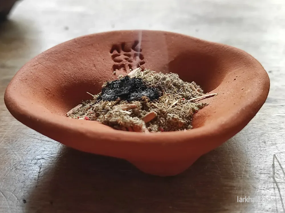 Trefotad Smudge Fat i Svensk Terrakotta - Bild 2