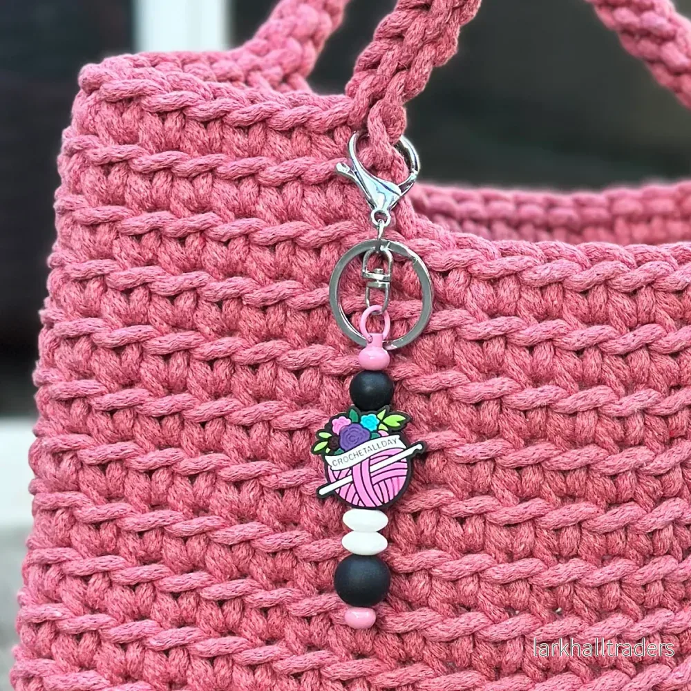 DIY-kit nyckelring ”Crochet all day” DIY-kit nyckelring ”Crochet all day”