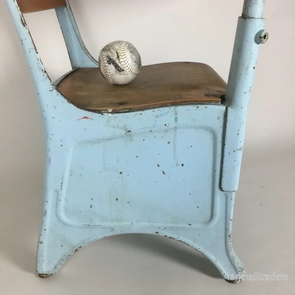 Rå och läcker vintage skolbänk från New York - Bild 3