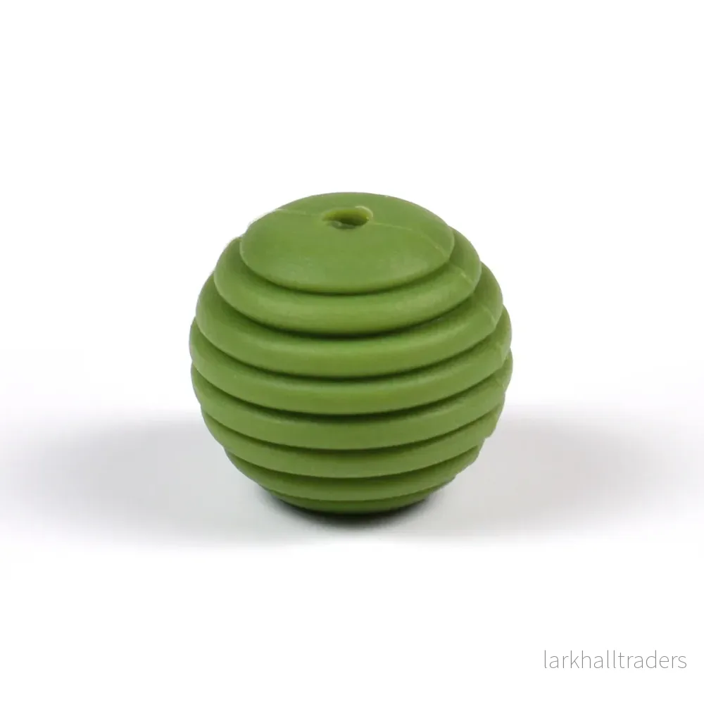 Räfflad silikonpärla, olivgrön, 15mm Räfflad silikonpärla, olivgrön, 15mm
