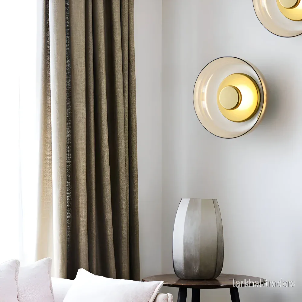 NordBowl – Rund Skandinavisk Vägglampa i Glas & Aluminium | Modern Nordic LED Väggbelysning - Bild 3