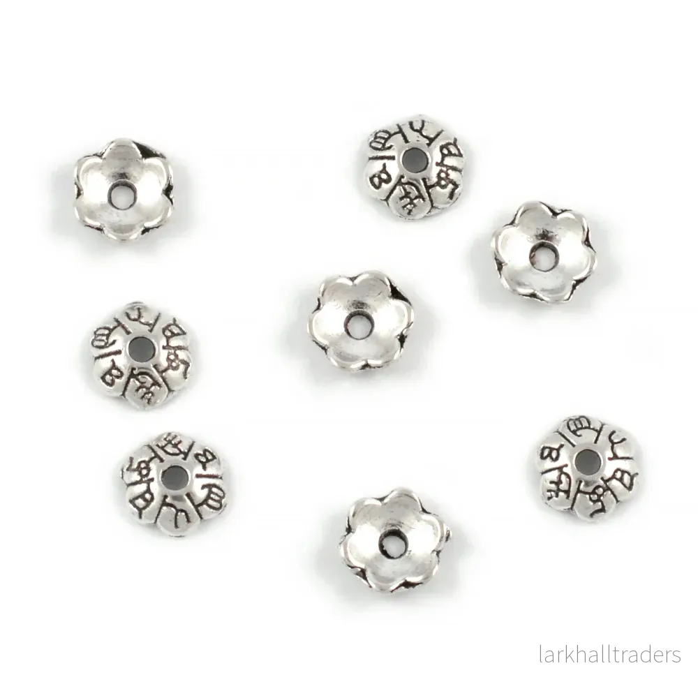 Pärlhattar, blomma med symboler, antiksilver, 6mm, 30st Pärlhattar, blomma med symboler, antiksilver, 6mm, 30st