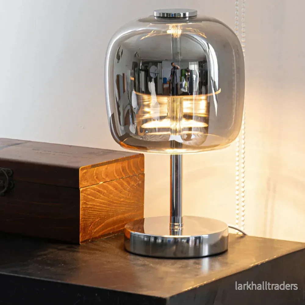 NovaLume – Modern bordslampa med dimbart ljus och USB-anslutning i järn och glas - Bild 3