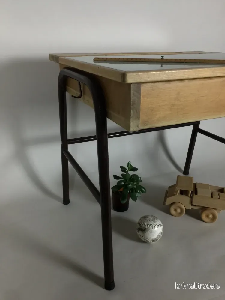 Vacker skolbänk från 1979 - Bild 3