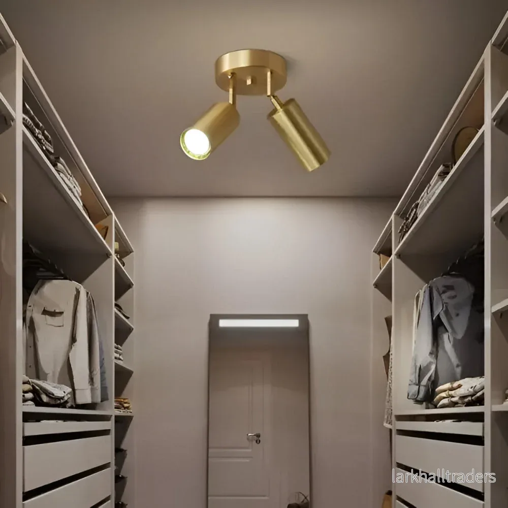 ZenBrass – Elegant Mässing Taklampa med Justerbara LED-Spotlights
