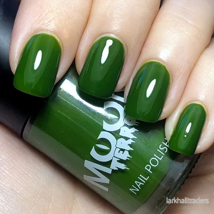 Moon terror nagellack, grön 14 ml Moon terror nagellack, grön 14 ml