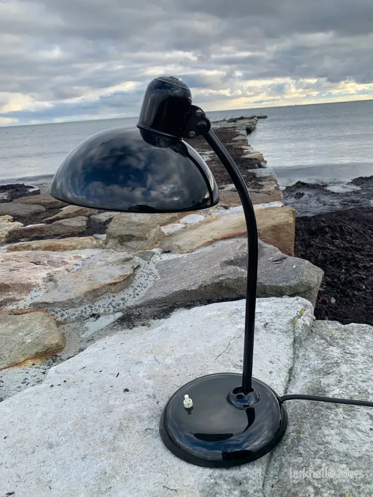 Kaiser Idell 6556 - Svart