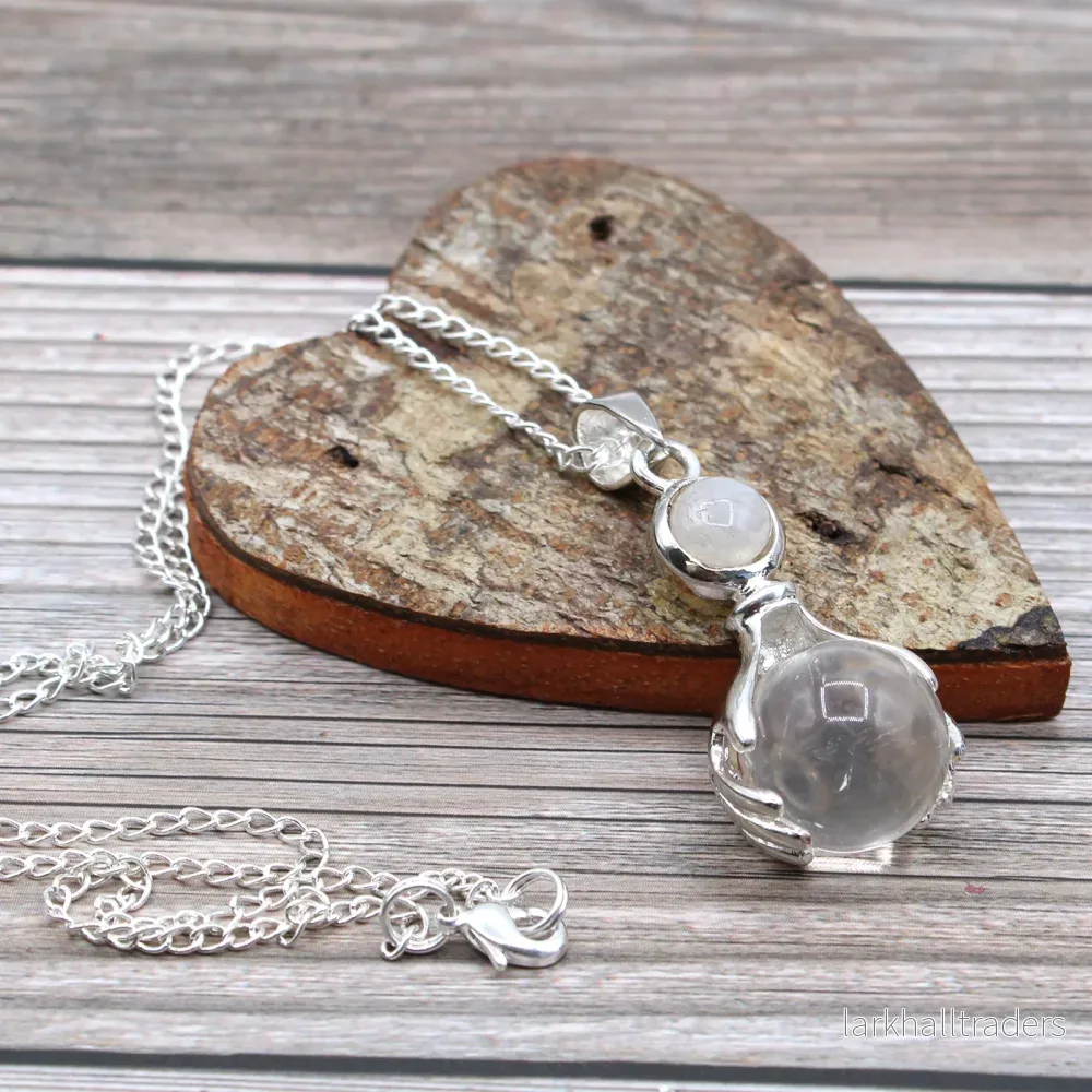 Halsband med bergkristall – handformat hänge - Bild 2