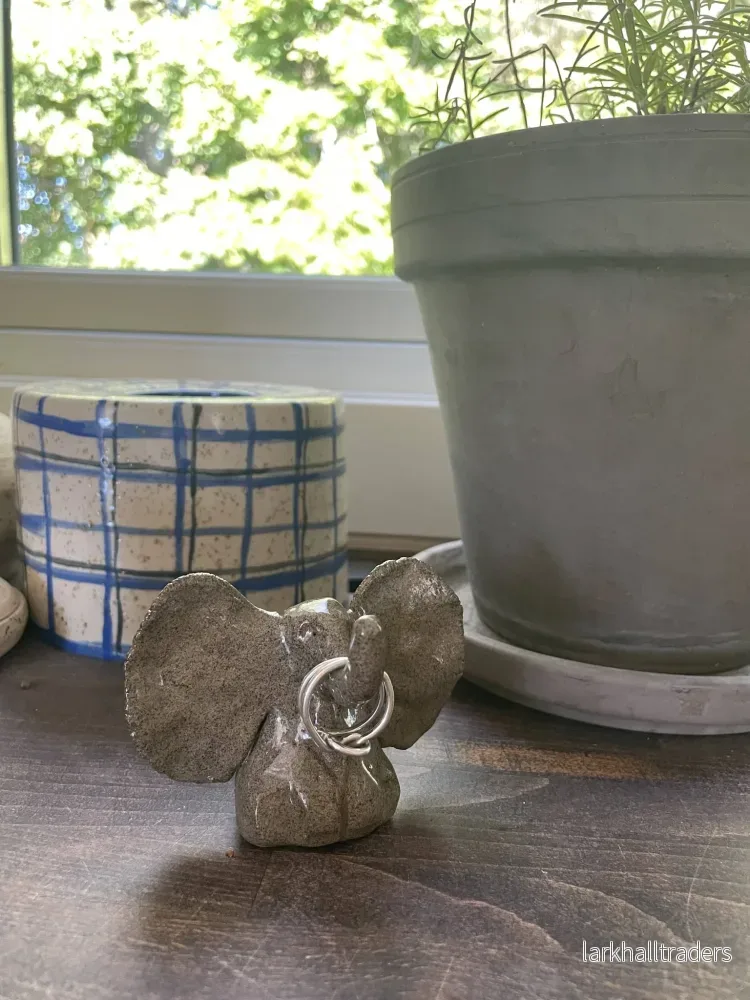 Elepanth skulptur ringhållare - Bild 2
