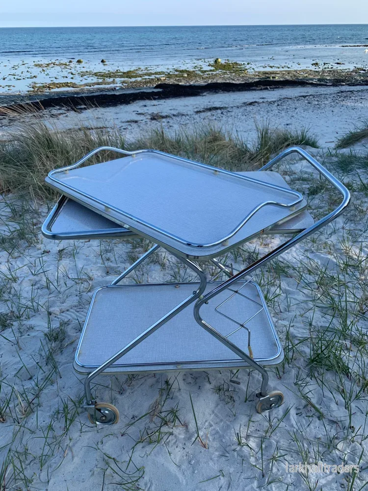 Barvagn med bricka